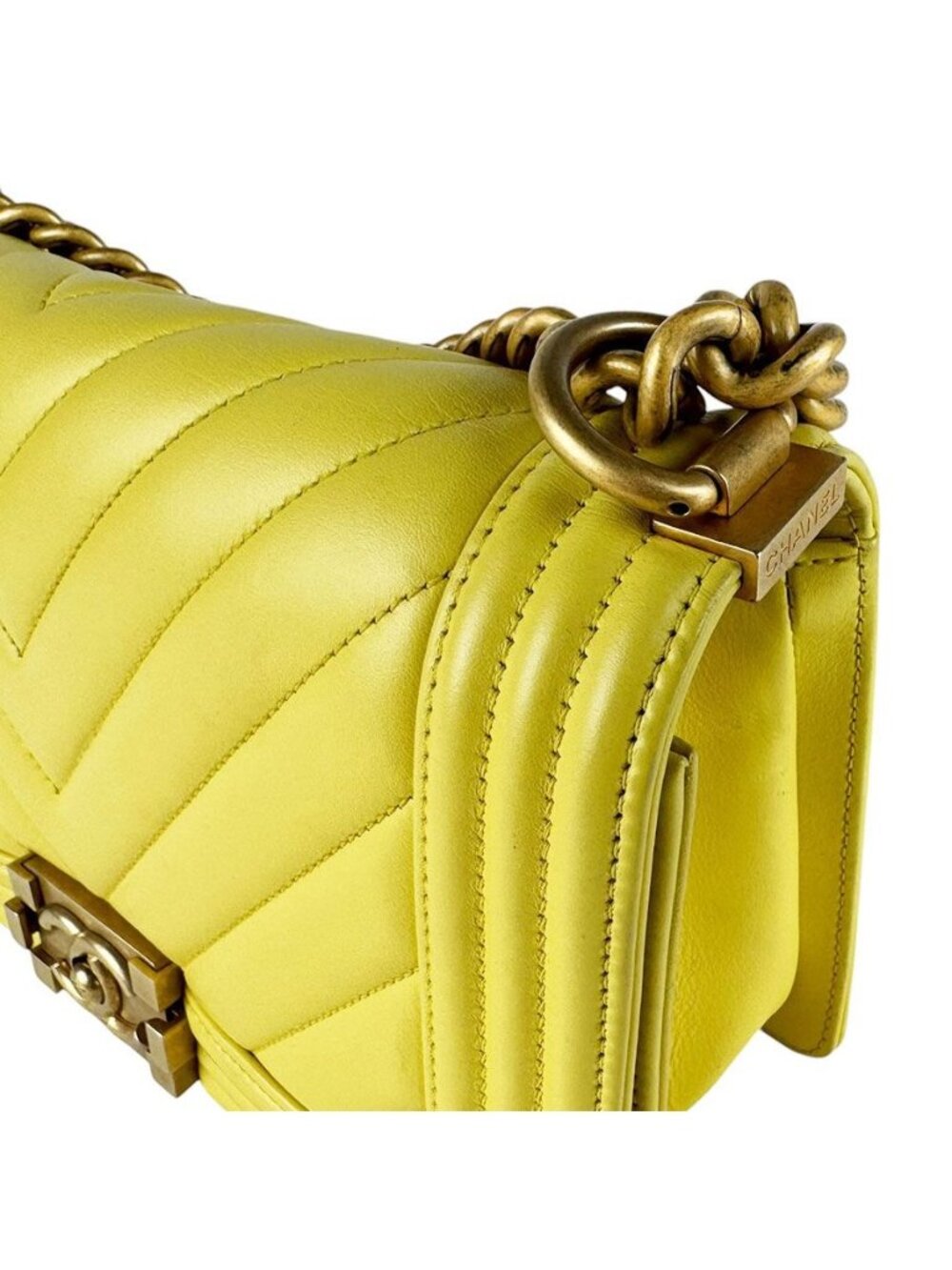 Chanel Shoulder Bag - Picture 6 of 13